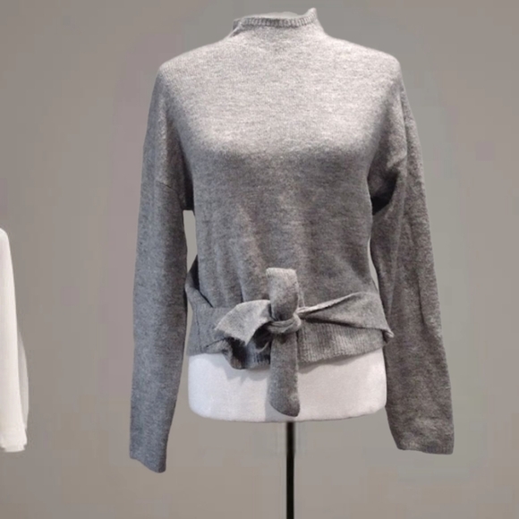 NWT WAYF Sweater  - Picture 2 of 9